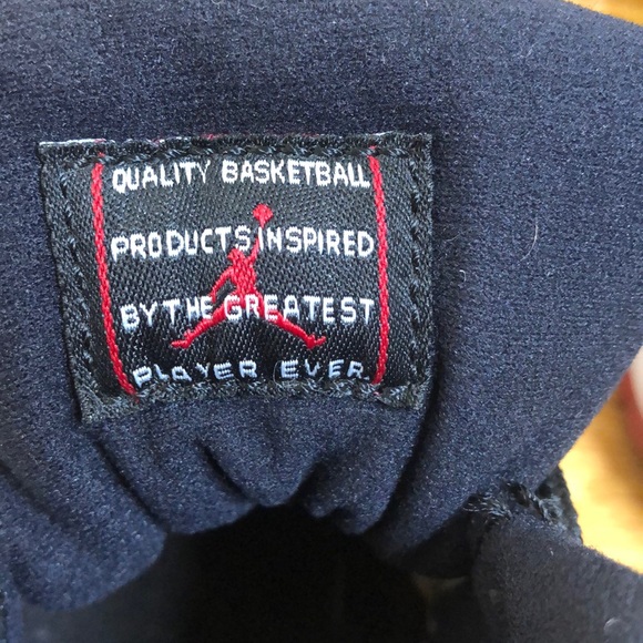 AIR JORDAN 11 RETRO ‘BRED’ 2012 SZ 7 378038-010 - Picture 7 of 11